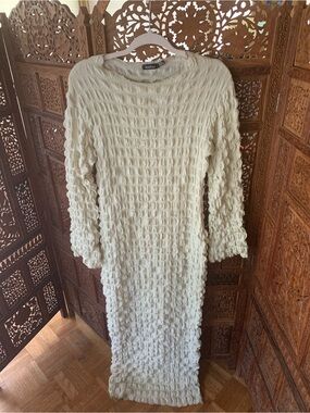 Boohoo Cream Textured Maxi Dress with Long Sleeves